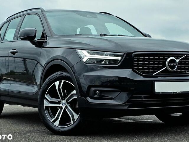 Вольво XC40, объемом двигателя 1.97 л и пробегом 37 тыс. км за 28078 $, фото 3 на Automoto.ua