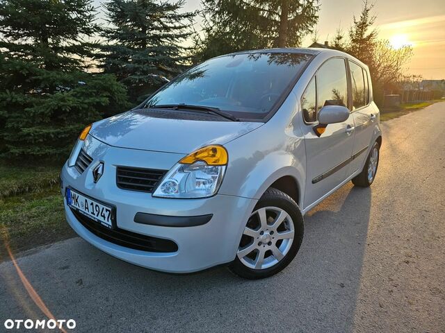 Рено Модус, объемом двигателя 1.6 л и пробегом 180 тыс. км за 2009 $, фото 1 на Automoto.ua