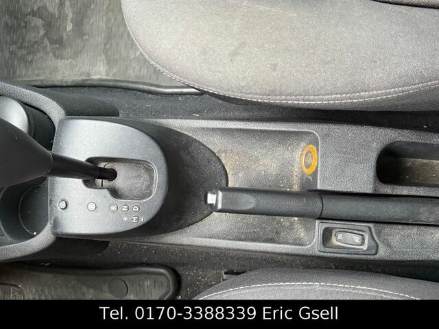 Рено Модус 2008 у Європі на Automoto.ua Срібний Рено Модус, об'ємом двигуна 1.6 л та пробігом 80 тис. км за 1751 $, фото 16 на Automoto.ua