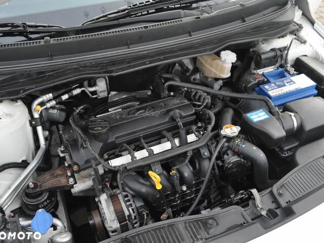 Хендай і20, об'ємом двигуна 1.25 л та пробігом 124 тис. км за 5162 $, фото 15 на Automoto.ua
