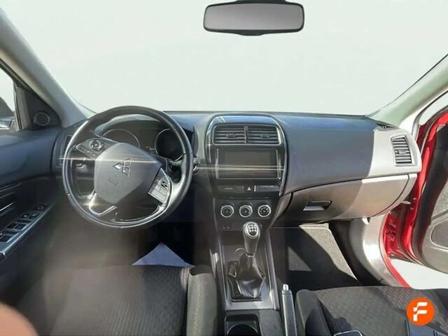 Міцубісі АСХ 2017 у Європі на Automoto.ua Червоний Міцубісі АСХ, об'ємом двигуна 1.59 л та пробігом 86 тис. км за 14208 $, фото 13 на Automoto.ua