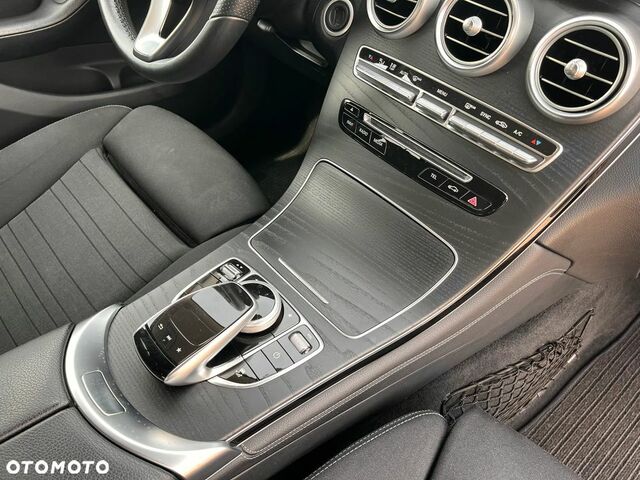 Мерседес ЦЛЦ-клас 2018 у Європі на Automoto.ua Мерседес ЦЛЦ-клас, об'ємом двигуна 2.99 л та пробігом 147 тис. км за 99999 $, фото 24 на Automoto.ua