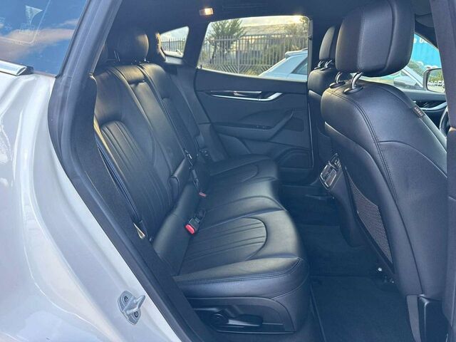 Мазераті Леванте 2021 у Європі на Automoto.ua Білий Мазераті Леванте, об'ємом двигуна 2.99 л та пробігом 93 тис. км за 46400 $, фото 7 на Automoto.ua