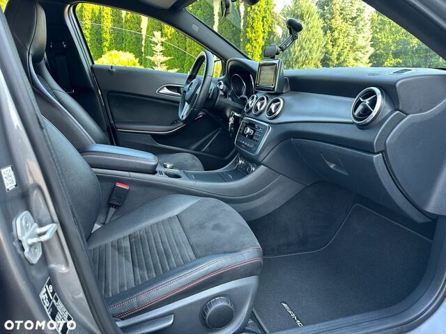 Мерседес ГЛА-Клас 2015 у Європі на Automoto.ua Сірий Мерседес ГЛА-Клас, об'ємом двигуна 1 л та пробігом 177 тис. км за 17434 $, фото 29 на Automoto.ua