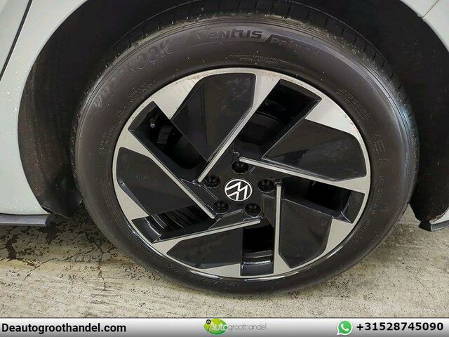 Фольксваген ID.3 2020 в Европе на Automoto.ua Белый Фольксваген ID.3, объемом двигателя 0 л и пробегом 146 тыс. км за 14762 $, фото 3 на Automoto.ua