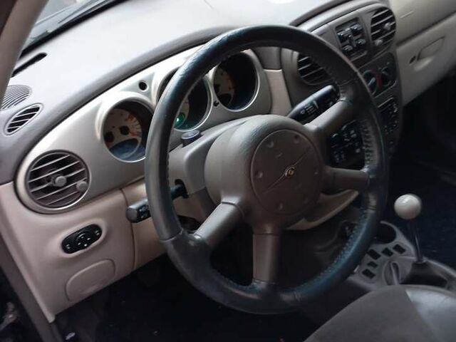 Чорний Крайслер PT Cruiser, об'ємом двигуна 2 л та пробігом 203 тис. км за 1852 $, фото 11 на Automoto.ua