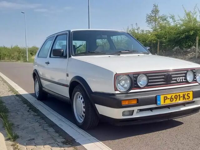 Фольксваген Гольф ГТІ 1991 у Європі на Automoto.ua Білий Фольксваген Гольф ГТІ, об'ємом двигуна 1.78 л та пробігом 89 тис. км за 15127 $, фото 7 на Automoto.ua