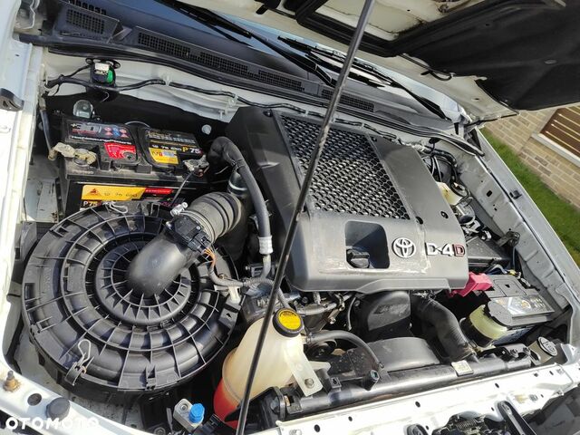 Тойота Хайлюкс, объемом двигателя 2.49 л и пробегом 149 тыс. км за 9071 $, фото 22 на Automoto.ua