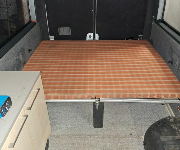 Сірий Мерседес Sprinter, об'ємом двигуна 0 л та пробігом 275 тис. км за 11957 $, фото 2 на Automoto.ua