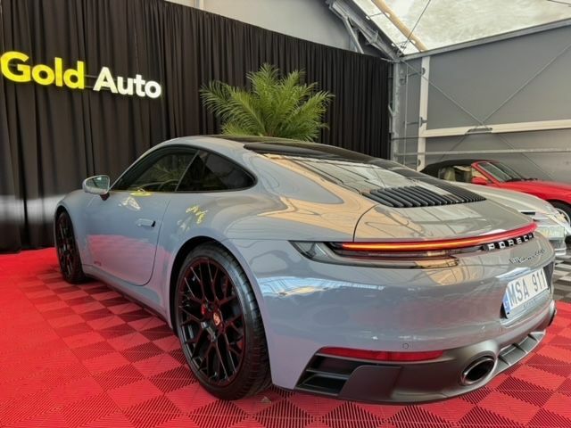 Сірий Порше 911, об'ємом двигуна 2.98 л та пробігом 7 тис. км за 201887 $, фото 1 на Automoto.ua