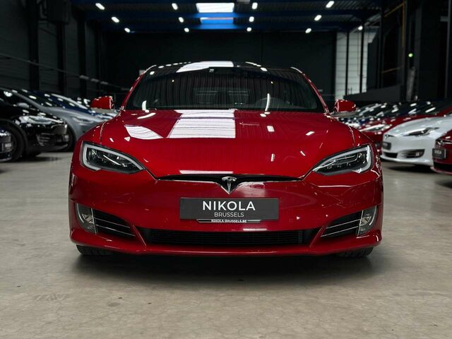 Червоний Тесла Модель С, об'ємом двигуна 0 л та пробігом 79 тис. км за 33467 $, фото 3 на Automoto.ua