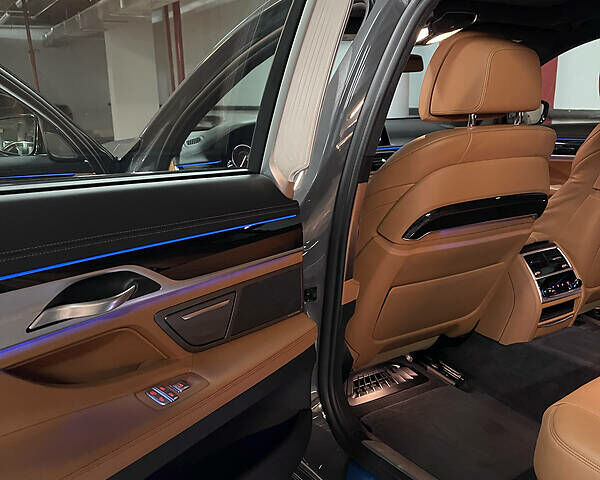 БМВ 750,  2017 - н.в. LI XDRIVE