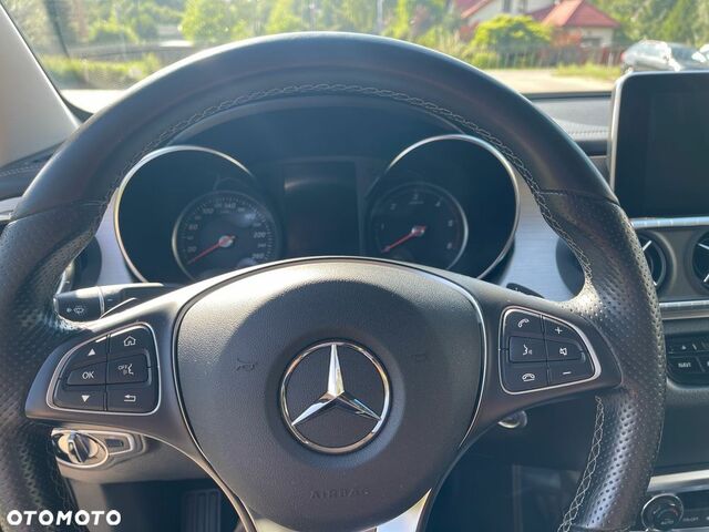 Мерседес X-Class 2019 в Европе на Automoto.ua Мерседес X-Class, объемом двигателя 2.99 л и пробегом 80 тыс. км за 41139 $, фото 10 на Automoto.ua