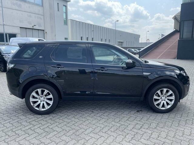 Черный Ленд Ровер Discovery Sport, объемом двигателя 2 л и пробегом 126 тыс. км за 17301 $, фото 6 на Automoto.ua