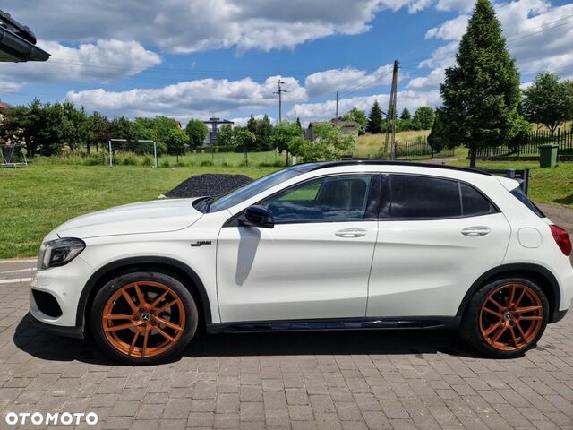 Мерседес ГЛА-Клас 2014 у Європі на Automoto.ua Білий Мерседес ГЛА-Клас, об'ємом двигуна 1 л та пробігом 158 тис. км за 18790 $, фото 15 на Automoto.ua