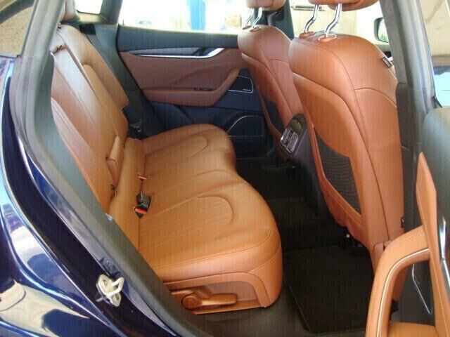 Мазераті Леванте 2018 у Європі на Automoto.ua Синій Мазераті Леванте, об'ємом двигуна 2.99 л та пробігом 145 тис. км за 30999 $, фото 14 на Automoto.ua