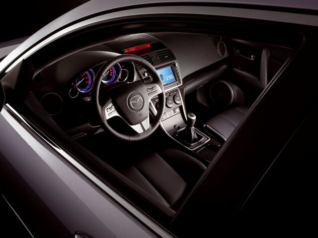 Мазда 6, Хэтчбек 2007 - 2012 Hatchback 1,8i