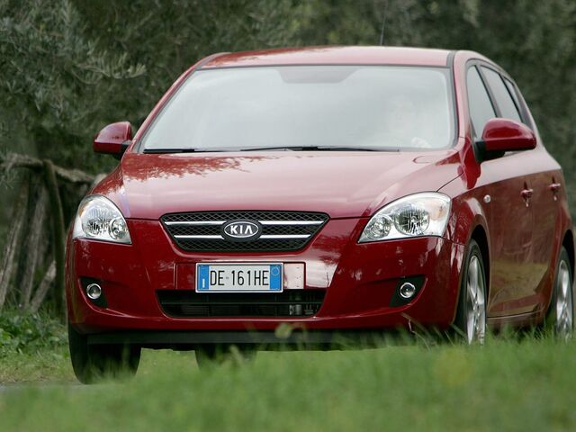 Киа Сид, Хэтчбек 2007 - 2012 1.6D (90 hp)