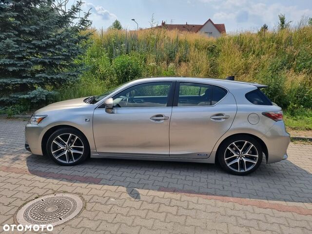 Лексус СТ, объемом двигателя 1.8 л и пробегом 82 тыс. км за 16177 $, фото 5 на Automoto.ua