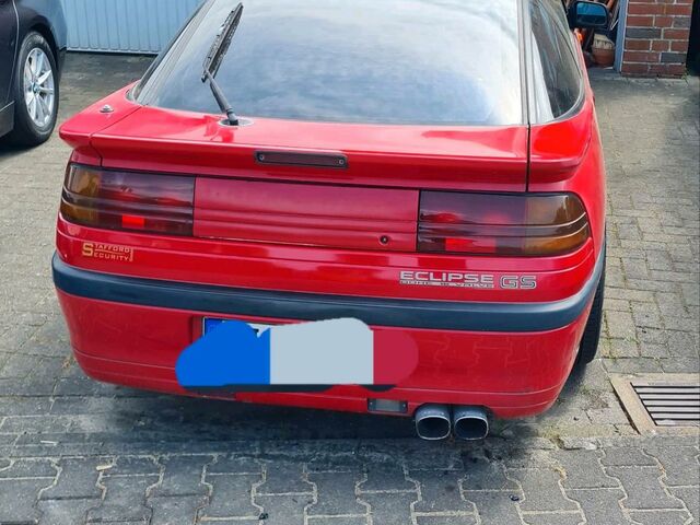Мицубиси Эклипс 1994 в Европе на Automoto.ua Красный Мицубиси Эклипс, объемом двигателя 0 л и пробегом 412 тыс. км за 3333 $, фото 3 на Automoto.ua