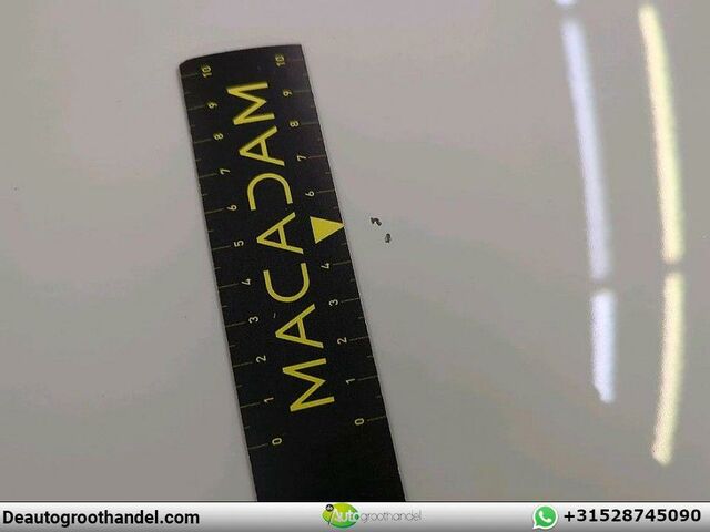 Фольксваген ID.3 2020 в Европе на Automoto.ua Белый Фольксваген ID.3, объемом двигателя 0 л и пробегом 146 тыс. км за 14762 $, фото 18 на Automoto.ua