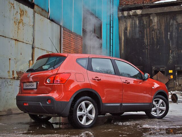Ниссан Кашкай, Внедорожник / Кроссовер 2007 - н.в. 2.0 4WD (141)