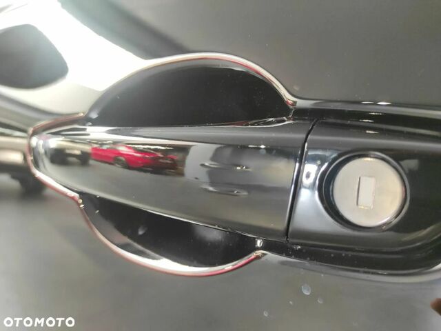 Альфа Ромео Джуниор 2025 в Европе на Automoto.ua Черный Альфа Ромео Джуниор, объемом двигателя 1 л и пробегом 6 тыс. км за 33681 $, фото 30 на Automoto.ua