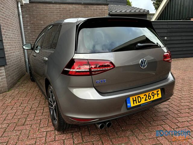 Фольксваген Golf GTE 2015 в Европе на Automoto.ua Серый Фольксваген Golf GTE, объемом двигателя 1.4 л и пробегом 164 тыс. км за 13922 $, фото 2 на Automoto.ua