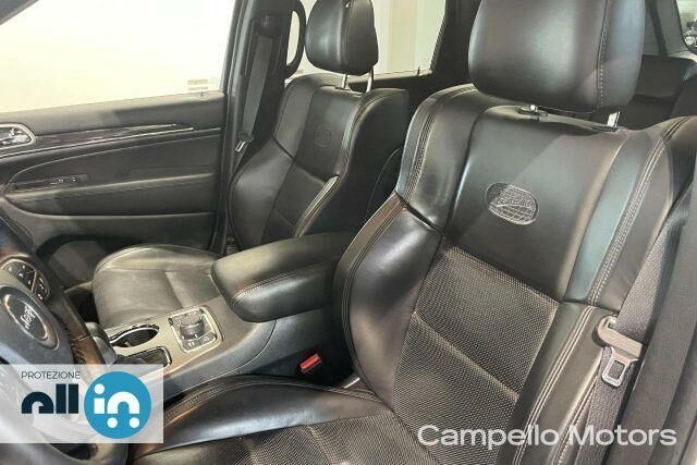 Джип Grand Cherokee 2019 у Європі на Automoto.ua Білий Джип Grand Cherokee, об'ємом двигуна 2.99 л та пробігом 130 тис. км за 25900 $, фото 13 на Automoto.ua