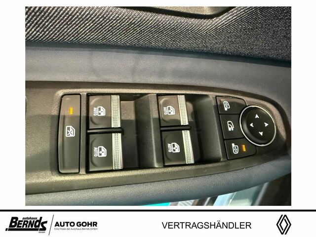 Рено R 4 2025 в Европе на Automoto.ua Синий Рено R 4, объемом двигателя 0 л и пробегом 12 тыс. км за 41812 $, фото 14 на Automoto.ua