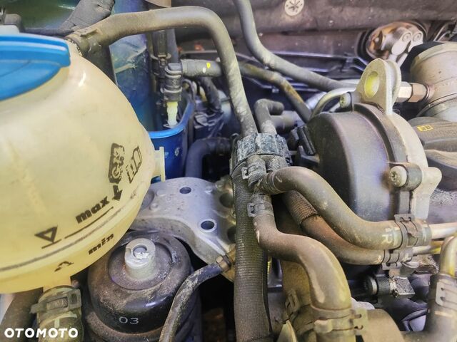 Шкода Рапід, об'ємом двигуна 1.2 л та пробігом 156 тис. км за 3175 $, фото 12 на Automoto.ua