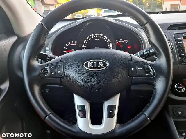 Киа Sportage, объемом двигателя 2 л и пробегом 183 тыс. км за 9590 $, фото 20 на Automoto.ua