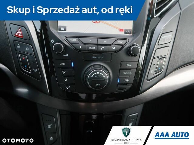 Хендай і40, об'ємом двигуна 1.69 л та пробігом 129 тис. км за 12527 $, фото 13 на Automoto.ua