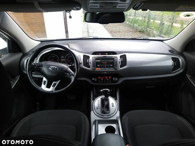 Киа Sportage, объемом двигателя 2 л и пробегом 230 тыс. км за 11987 $, фото 8 на Automoto.ua