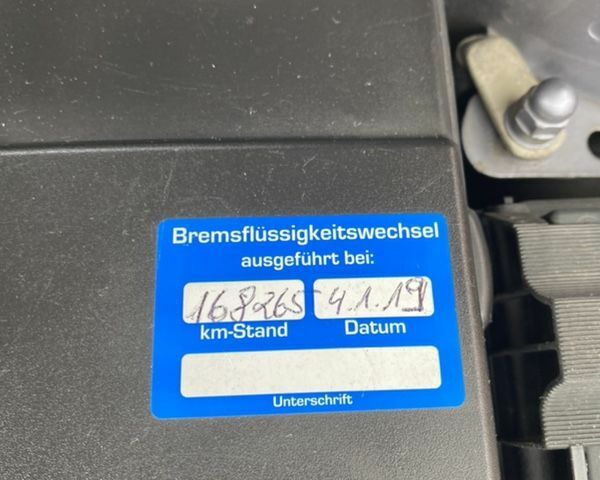 Ауди А3, объемом двигателя 1.6 л и пробегом 225 тыс. км за 2786 $, фото 5 на Automoto.ua