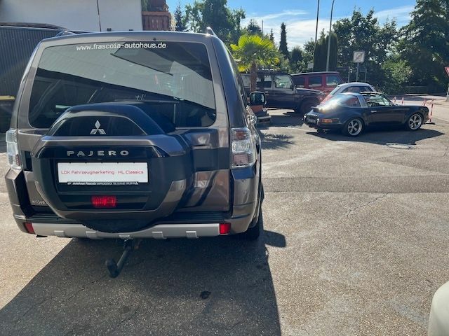 Міцубісі Паджеро 2017 у Європі на Automoto.ua Коричневий Міцубісі Паджеро, об'ємом двигуна 3.2 л та пробігом 140 тис. км за 40632 $, фото 11 на Automoto.ua