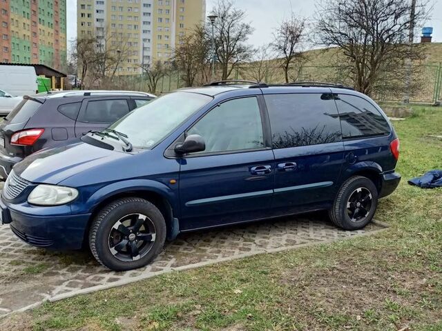 Крайслер Grand Voyager, об'ємом двигуна 2.43 л та пробігом 266 тис. км за 1933 $, фото 1 на Automoto.ua