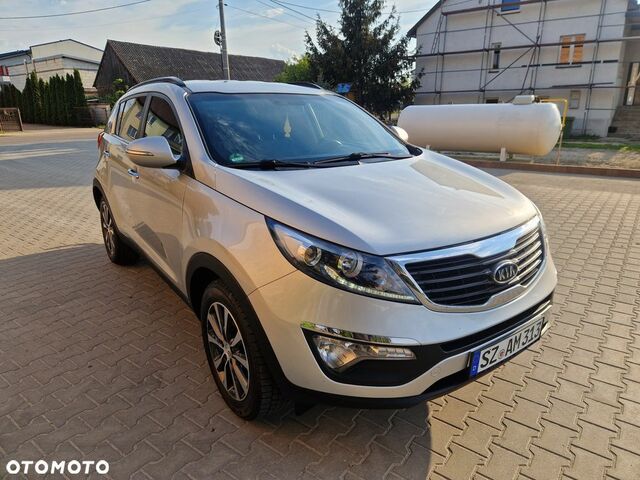 Кіа Sportage, об'ємом двигуна 1.69 л та пробігом 238 тис. км за 8164 $, фото 16 на Automoto.ua