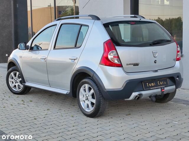 Дачія Sandero StepWay, об'ємом двигуна 1.6 л та пробігом 161 тис. км за 3996 $, фото 27 на Automoto.ua