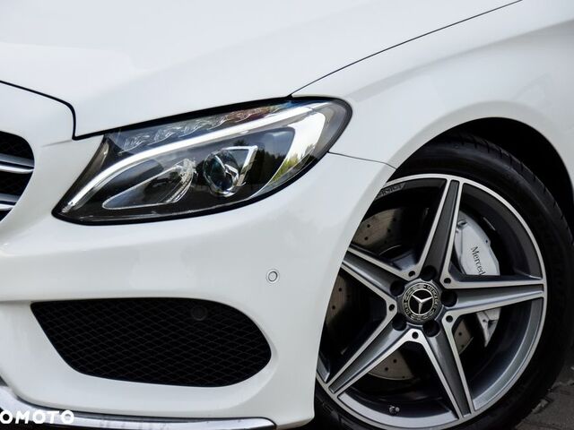 Мерседес Ц-Класс 2018 в Европе на Automoto.ua Белый Мерседес Ц-Класс, объемом двигателя 1 л и пробегом 161 тыс. км за 98850 $, фото 27 на Automoto.ua