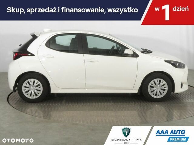 Тойота Ярис, объемом двигателя 1.49 л и пробегом 23 тыс. км за 18143 $, фото 6 на Automoto.ua