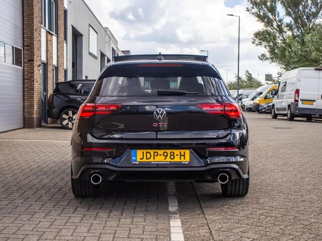 Фольксваген Гольф ГТІ 2020 у Європі на Automoto.ua Чорний Фольксваген Гольф ГТІ, об'ємом двигуна 1.98 л та пробігом 74 тис. км за 38432 $, фото 4 на Automoto.ua