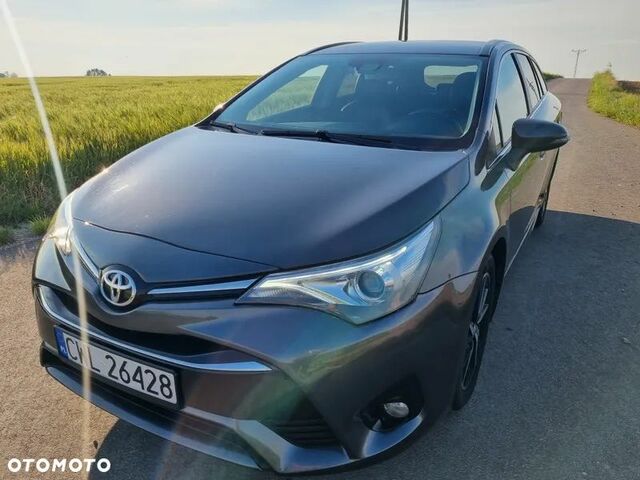 Тойота Авенсіс, об'ємом двигуна 1.99 л та пробігом 86 тис. км за 15117 $, фото 3 на Automoto.ua