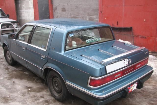Крайслер Династія, Седан 1988 - 1993 3.0L V6 (150 л.с.)