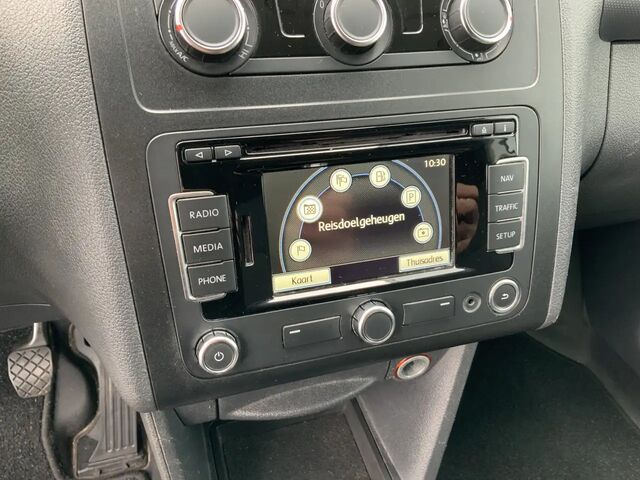 Фольксваген Кадди 2015 в Европе на Automoto.ua Серебряный Фольксваген Кадди, объемом двигателя 1.6 л и пробегом 240 тыс. км за 9595 $, фото 10 на Automoto.ua