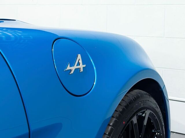 Синий Рено Alpine a110, объемом двигателя 1.8 л и пробегом 273 тыс. км за 103603 $, фото 5 на Automoto.ua