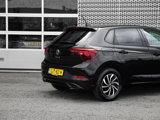 Фольксваген Поло 2024 в Европе на Automoto.ua Черный Фольксваген Поло, объемом двигателя 1 л и пробегом 43 тыс. км за 24915 $, фото 2 на Automoto.ua