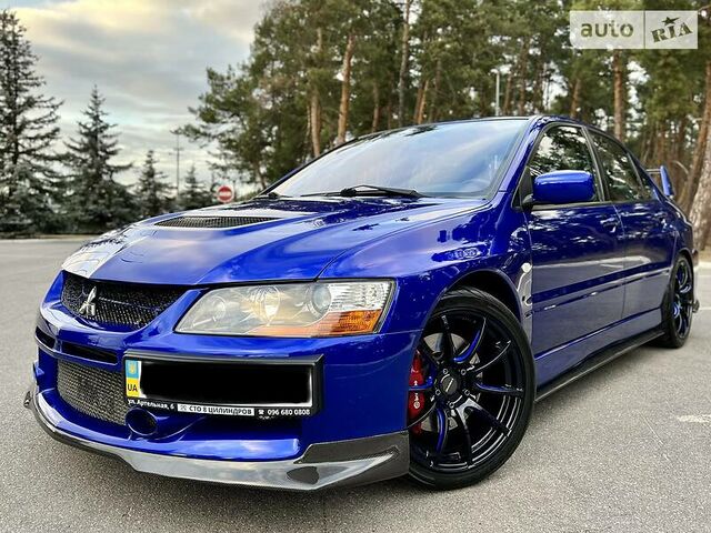 Мицубиси Лансер Эволюшн, Седан 2003 - 2006 VIII 2.0 T (280 Hp) evo