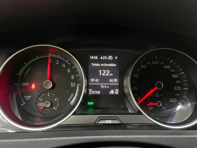 Фольксваген Golf GTE 2015 в Европе на Automoto.ua Черный Фольксваген Golf GTE, объемом двигателя 1.4 л и пробегом 210106 тыс. км за 7499 $, фото 12 на Automoto.ua