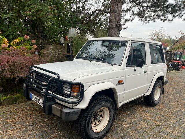 Міцубісі Паджеро 1987 у Європі на Automoto.ua Білий Міцубісі Паджеро, об'ємом двигуна 0 л та пробігом 198 тис. км за 8950 $, фото 2 на Automoto.ua